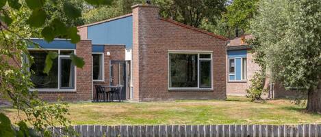 Bungalow | Exterior