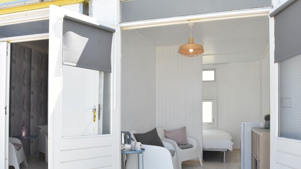 Exterior - Modern Holiday Home in Castricum With Terrace (Castricum)