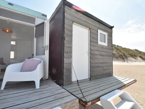 Balcony - Modern Holiday Home in Castricum With Terrace (Castricum)
