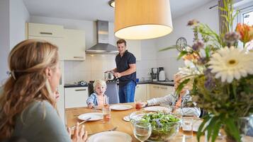 Villa | Dining