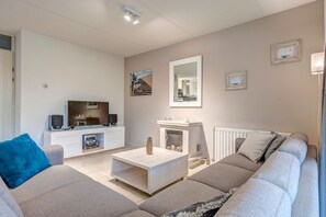 House | Living room - Thatched Villa With Wifi, sea at 1 km in Cosy Domburg (Domburg)