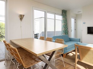 Bungalow | Living room - Single Storey Lodge With Dishwasher, Near the Beach (Callantsoog)