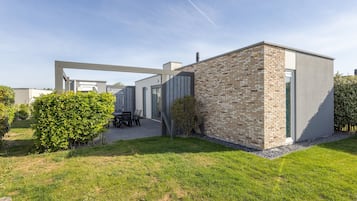 Bungalow | Exterior