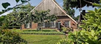 Stylish Farmhouse Escape