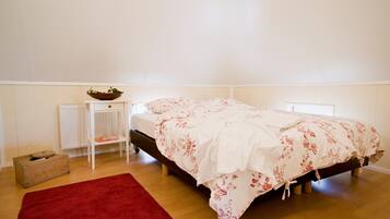 House | 2 bedrooms, individually furnished, bed sheets