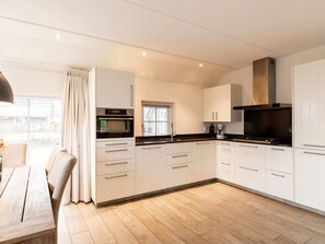 Private kitchen - Family Villa + Sauna & Sunroom (Hellendoorn)