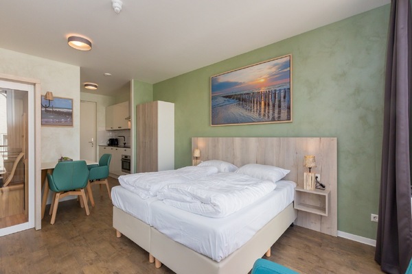 Apartment | 1 bedroom, bed sheets