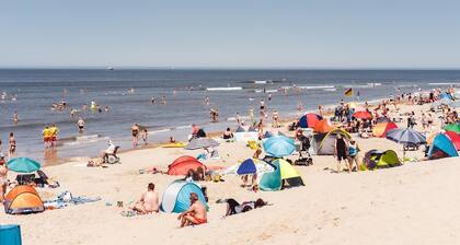 Luxurious, 2 Bathroom Holiday Home, 1,5 km From the Beach