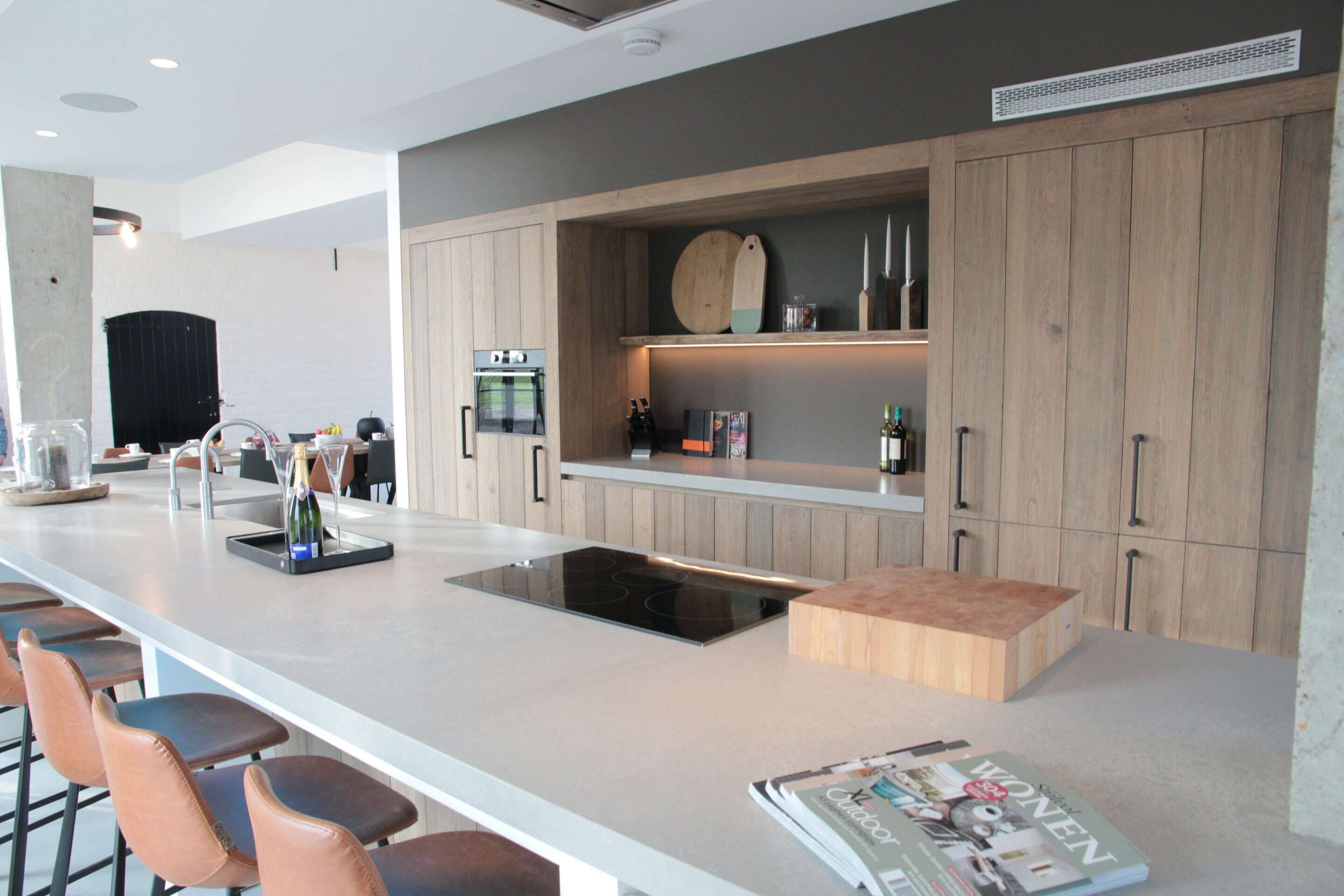 House | Dapur peribadi | Kerusi tinggi 