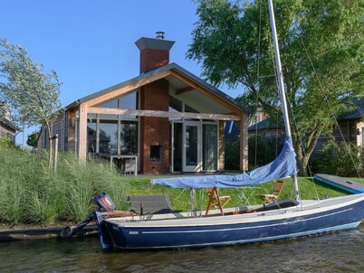 Bungalow With a Terrace Near the Sneekermeer