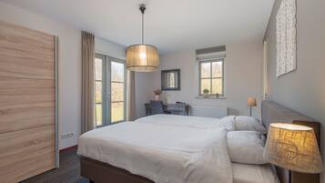 House | 3 bedrooms, individually furnished