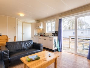 Private kitchen - Nature Stay in Hunzedal (Borger)