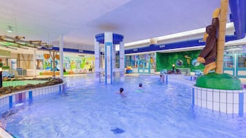 Chalet | Kolam renang | Kolam renang outdoor