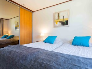 Chalet | 2 dormitorios, mobiliario individual, ropa de cama