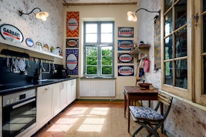 House | Private kitchen | Stovetop - Holiday Home in Steffenshagen With Terrace (Steffenshagen)