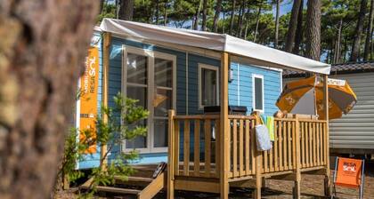 Alluring Mobile Home With Covered Terrace Close to the Beach