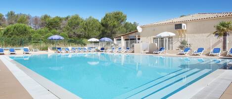 Piscina all'aperto