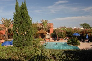 Outdoor pool - Apartment in France Near Serene Beaches (Agde)