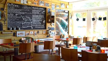 Tempat makan