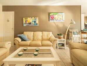 Villa | Living room - House in the South of France With Private Pool (Roquebrun)