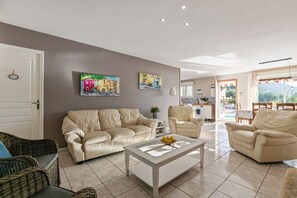 Living room - House in the South of France With Private Pool (Roquebrun)