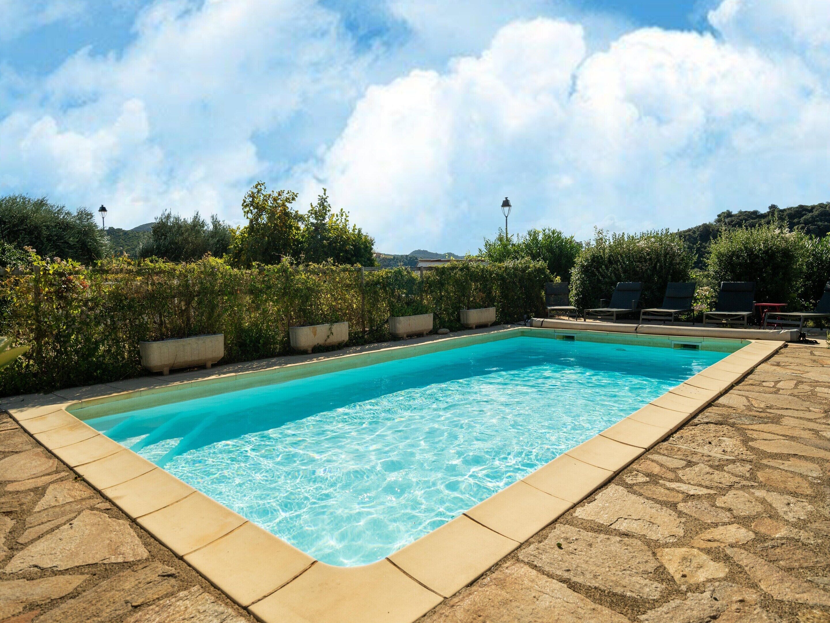 Vila | Kolam renang | Kolam renang indoor dan kolam renang outdoor