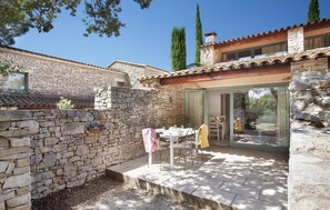 Balcony - Provencal Escape With Pool (Gordes)