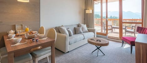 Apartment | Living room