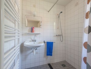 Ferienhaus | Badezimmer | Dusche