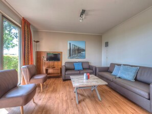 House | Living room | TV