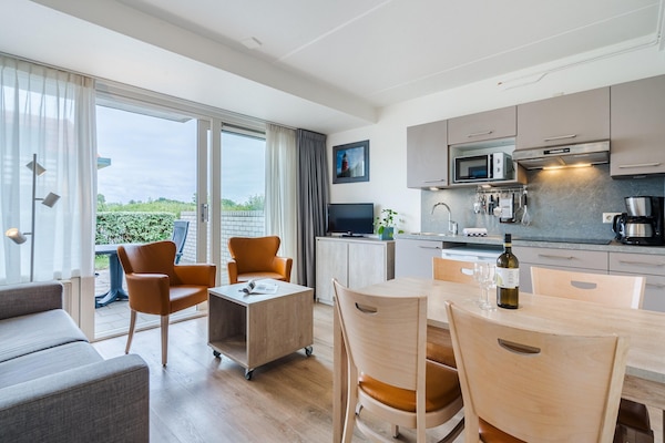 Apartment | Dining