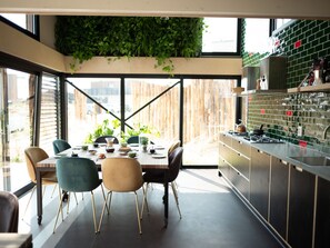 House | Dining - Special, Compound Group Accommodation, Near the Sea (Zandvoort)