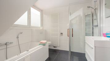 Vila | Kamar mandi
