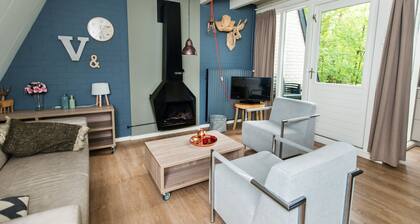 Forest-edge Family Bungalow