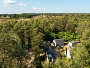 Exterior - Forest-edge Family Bungalow (Hoenderloo)