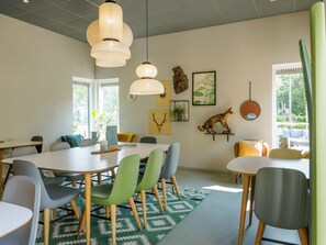 バンガロー | レストラン