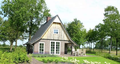 Villa w/ Sauna & Bubble Bath