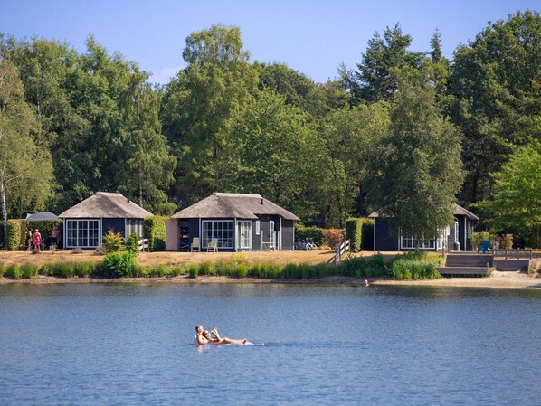 Chalet | Exterior - Modern and Cozy Chalet in Twente (Hoge Hexel)