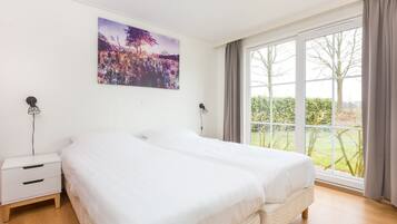 Chalet | 2 slaapkamers, individueel gemeubileerd, beddengoed