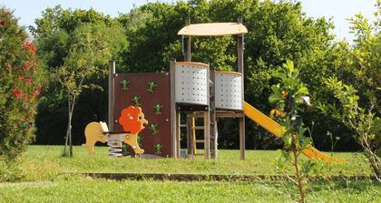 Brittany Beach Escape Garden