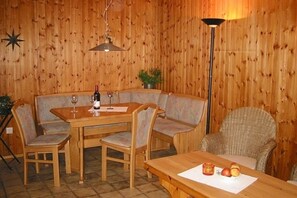 Apartment | Living room - Feriendorf Reinskopf in der Eifel (Schoenecken)
