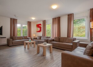 Villa | Living room - Villa in Arcen With Shower & Garden (Arcen)