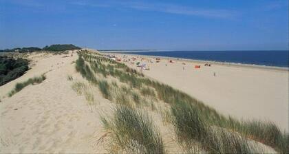 Restyled Villa With Dishwasher, Near the Beach