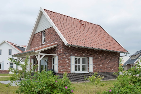 Villa | Exterior