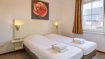 3 bedrooms, individually furnished