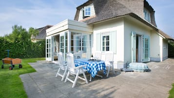 House | Balcony