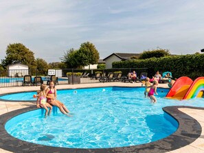 샬레 | 수영장 | 야외 수영장