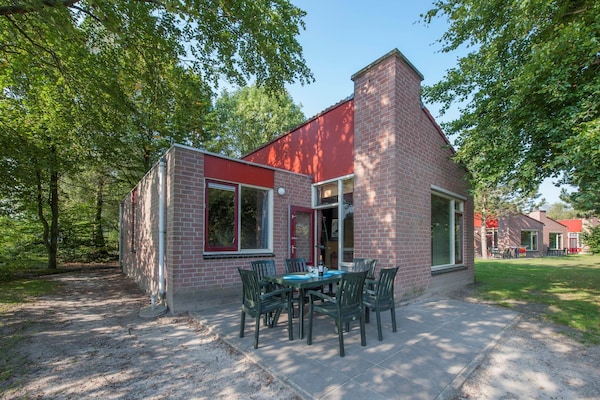 Restyled Bungalow With Dishwasher Near Nature Reserve - Limburg (Nederlandse provincie)