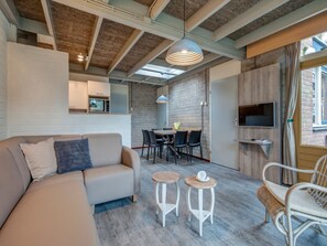 Bungalow | Living area - Restyled Bungalow with Dishwasher near Nature Reserve (Weert)