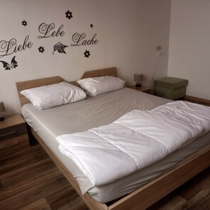 บ้านพัก | 7 ห้องนอน
